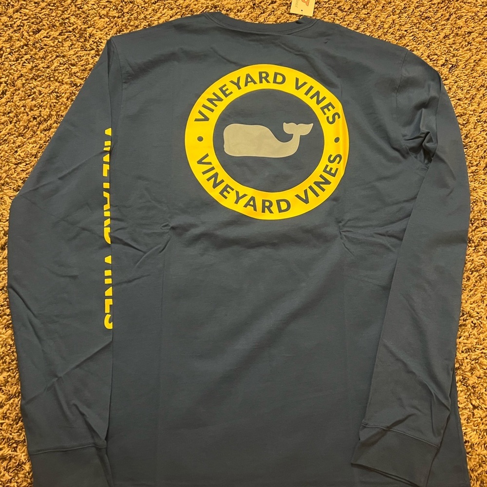 Vineyard Vines Men's Blue and Yellow Long Sleeve Tee